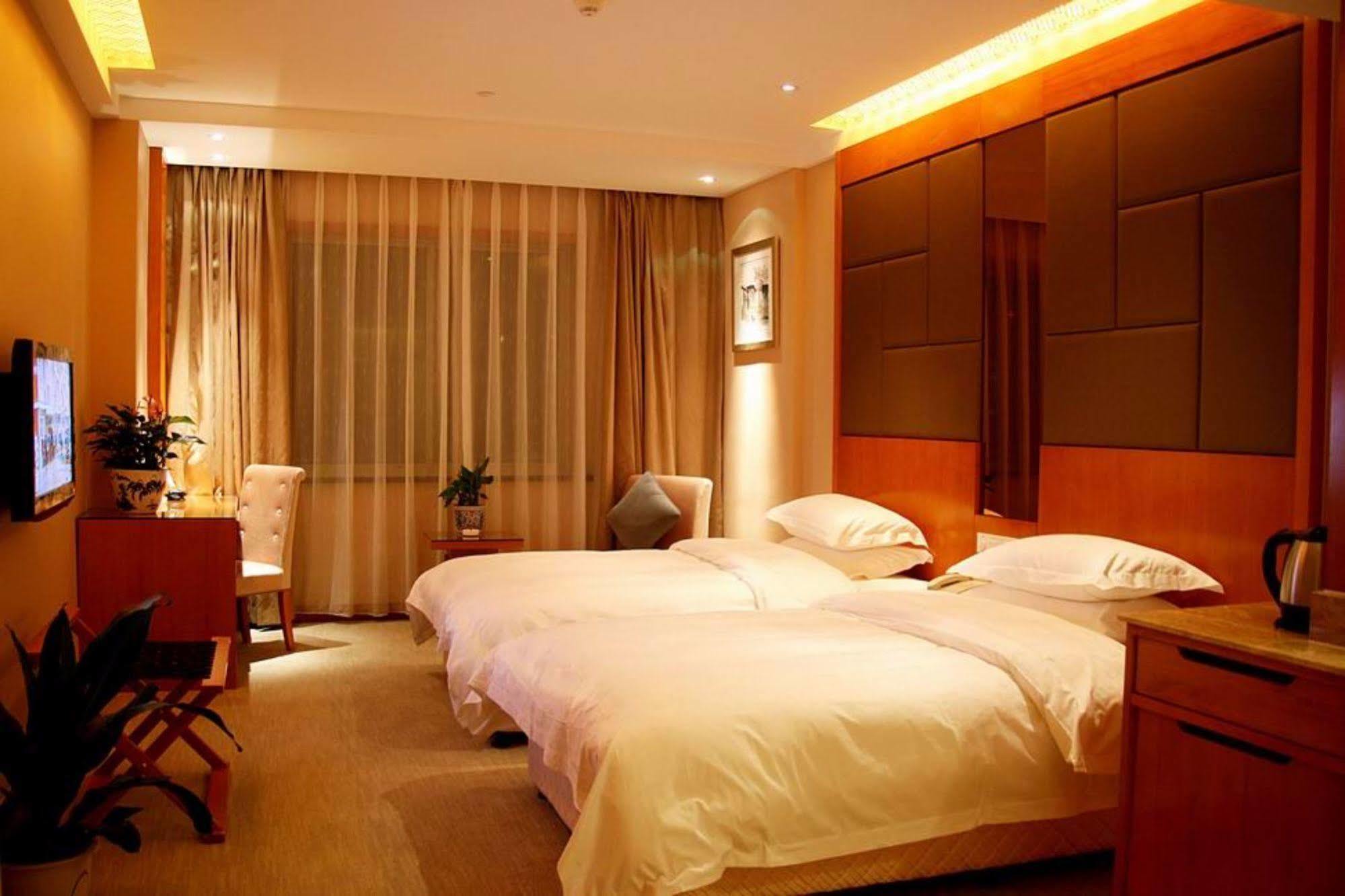 Oriental Hotel Tong Xiang Gia Hưng Ngoại thất bức ảnh