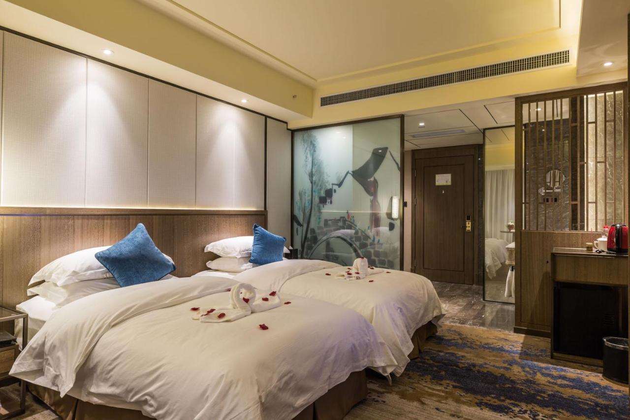 Oriental Hotel Tong Xiang Gia Hưng Ngoại thất bức ảnh