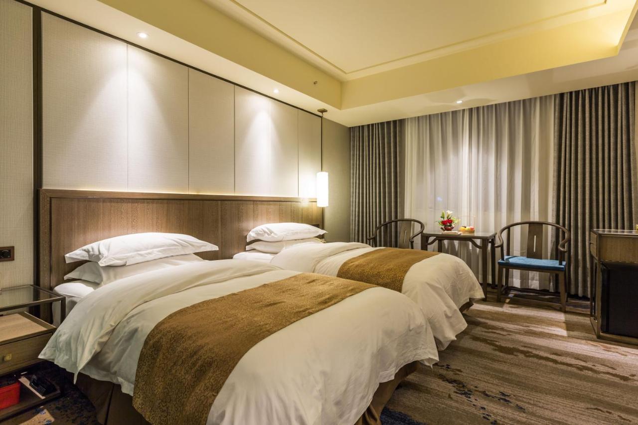 Oriental Hotel Tong Xiang Gia Hưng Ngoại thất bức ảnh