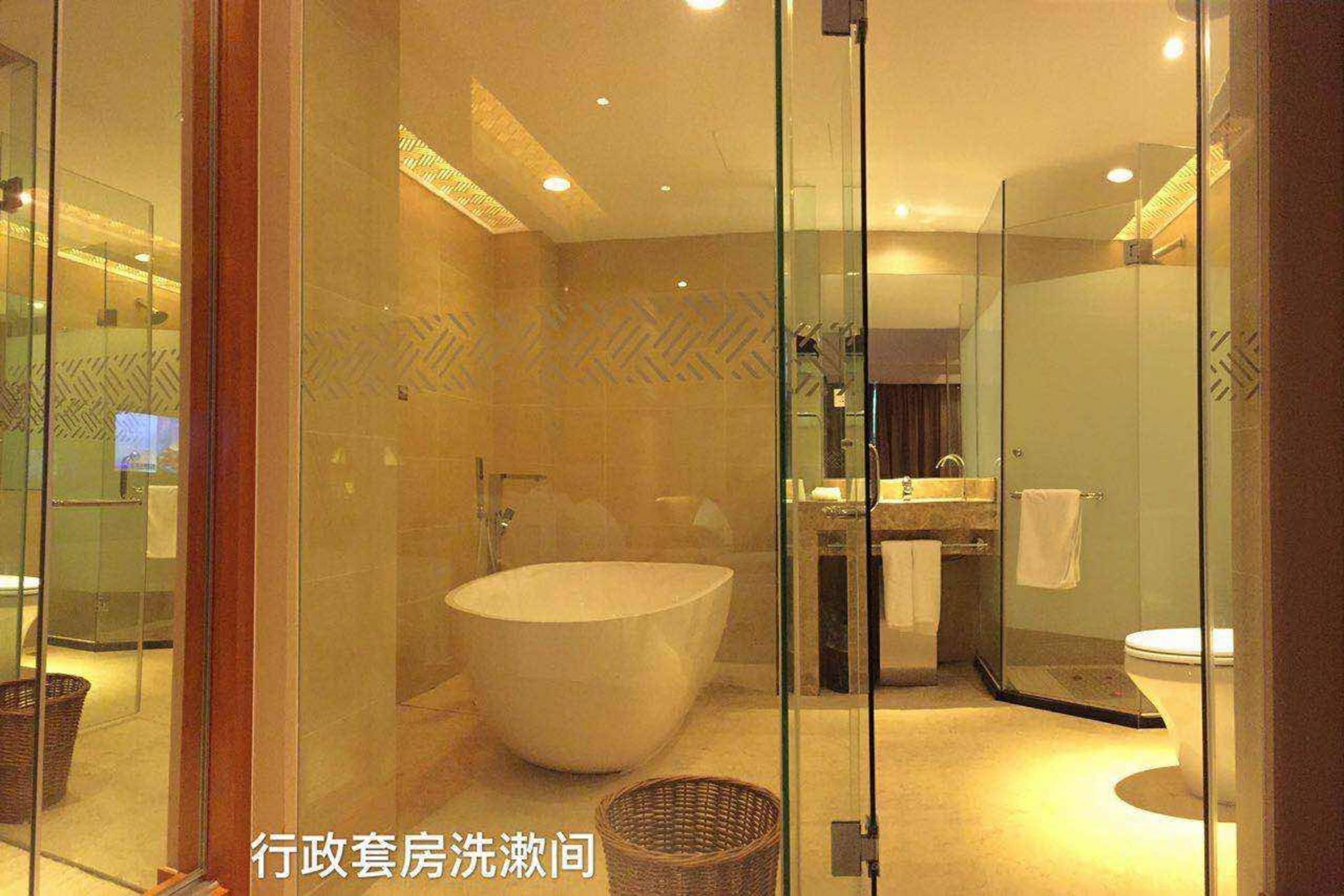 Oriental Hotel Tong Xiang Gia Hưng Ngoại thất bức ảnh